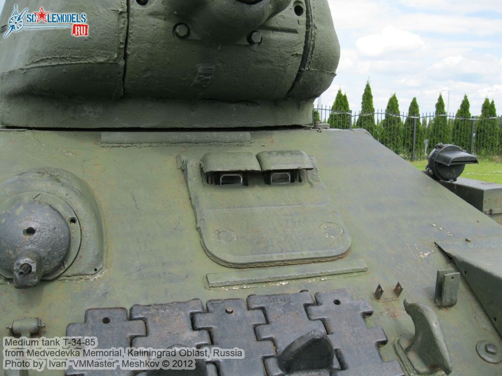 T-34-85_0004.jpg