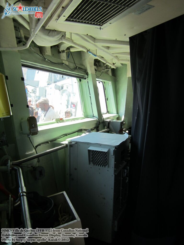 HMCS_Ville_de_Quebec_0178.jpg