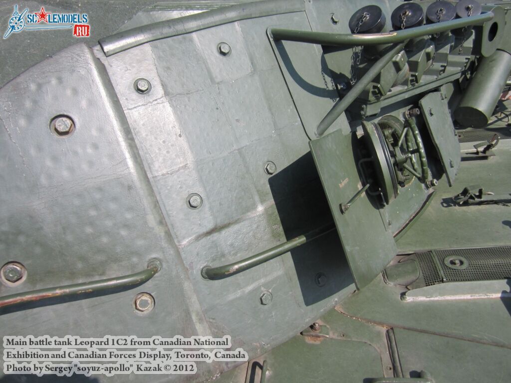 Leopard_1C2_0084.jpg