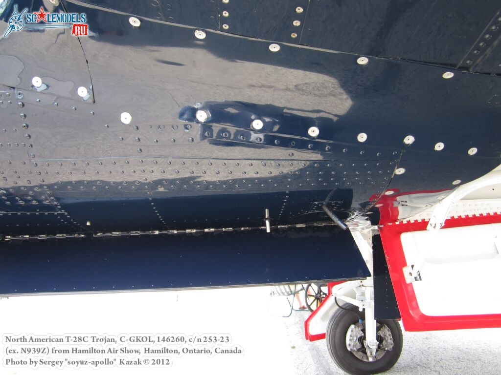 T-28C_Trojan_0083.jpg