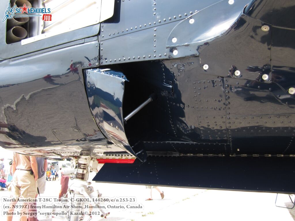 T-28C_Trojan_0084.jpg
