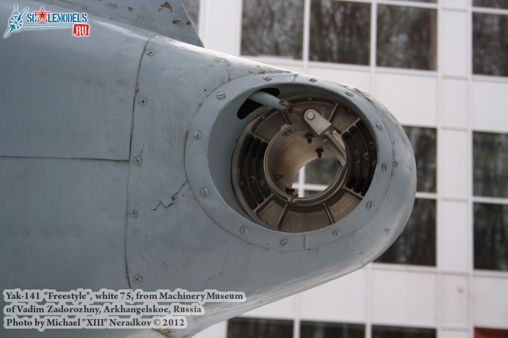 Yak-141_Freestyle_0049.jpg