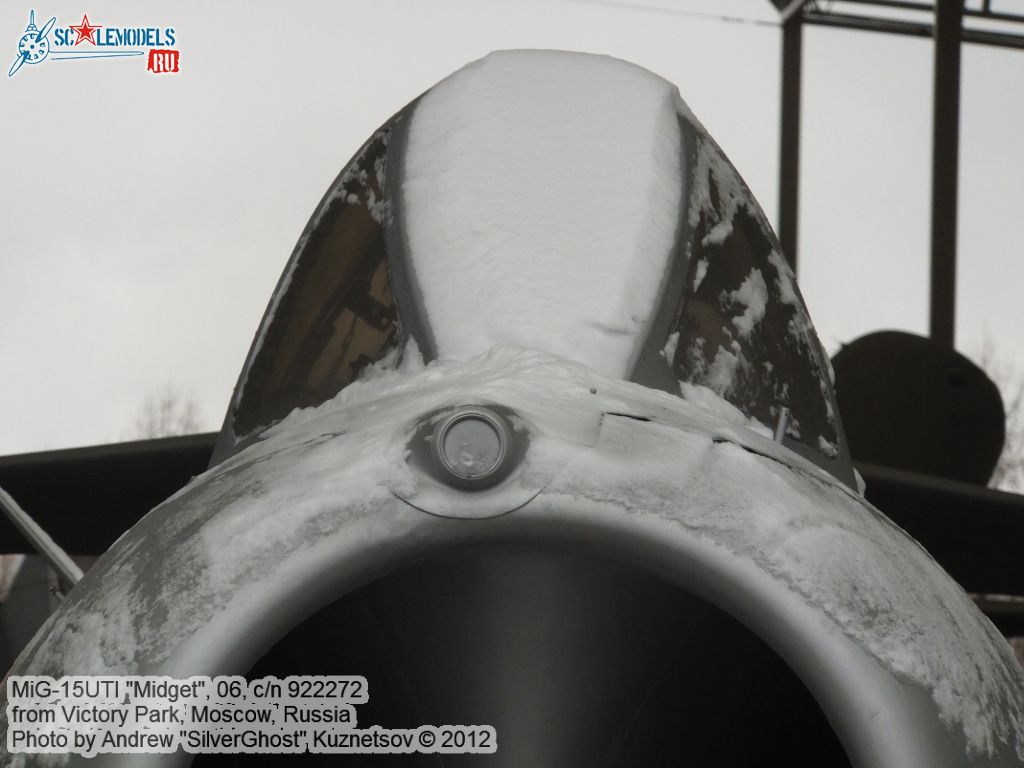 MiG-15UTI_0003.jpg