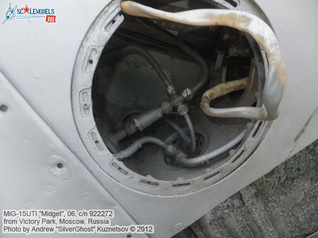 MiG-15UTI_0202.jpg