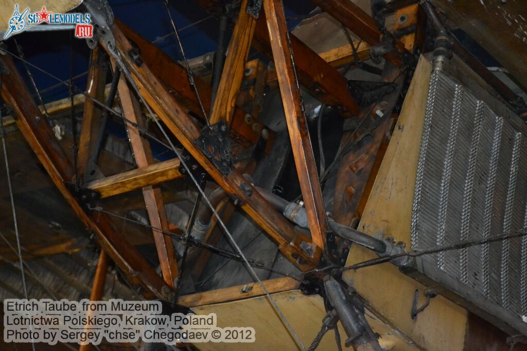 Aviatik_DFW_CV_0009.jpg
