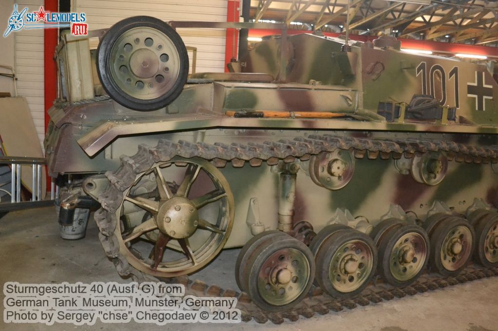 Sturmgeschutz_40_0002.jpg