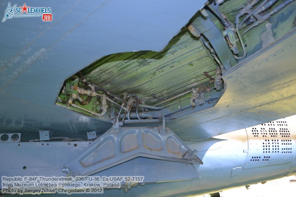 F-84F_thunderstreak_0011.jpg