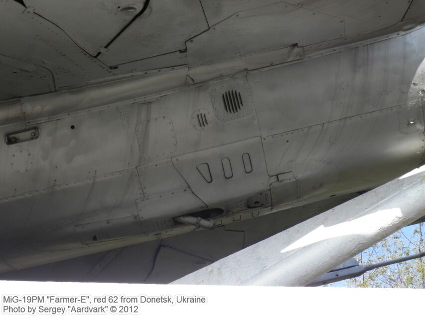 MiG-19PM_0007.jpg