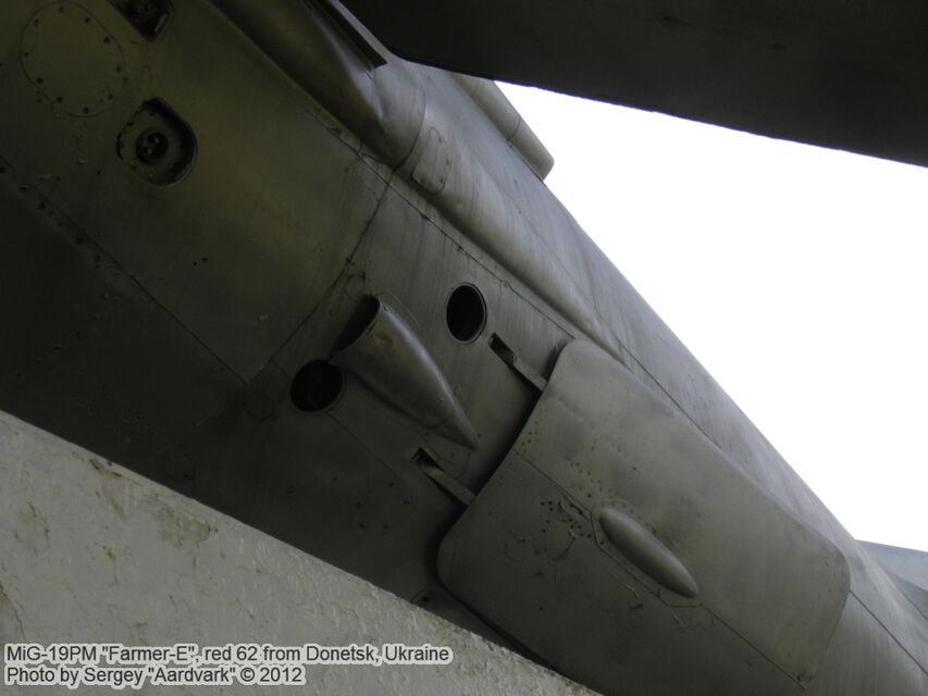 MiG-19PM_0034.jpg