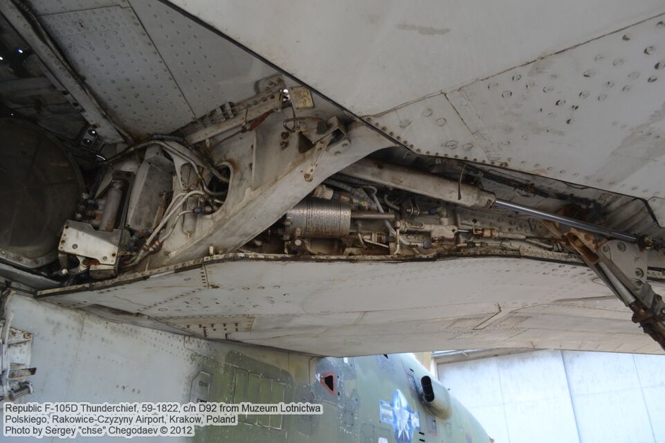 F-105D_0012.jpg