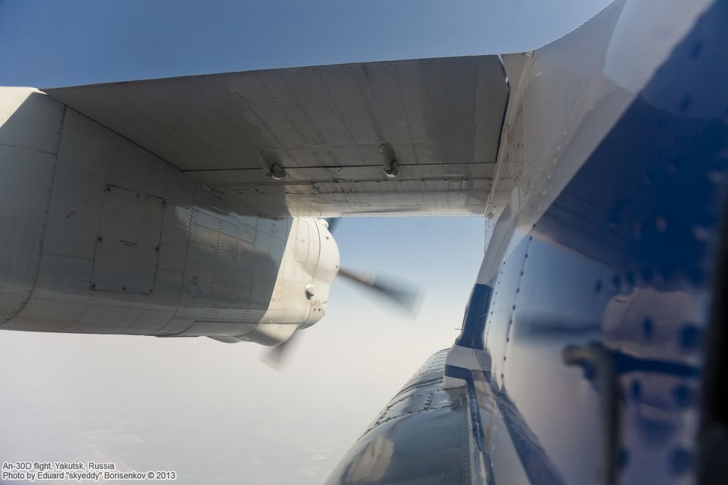 An-30D_flight_Yakutia_0026.jpg