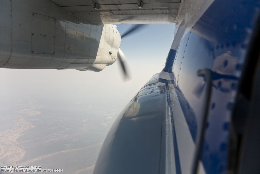 An-30D_flight_Yakutia_0027.jpg