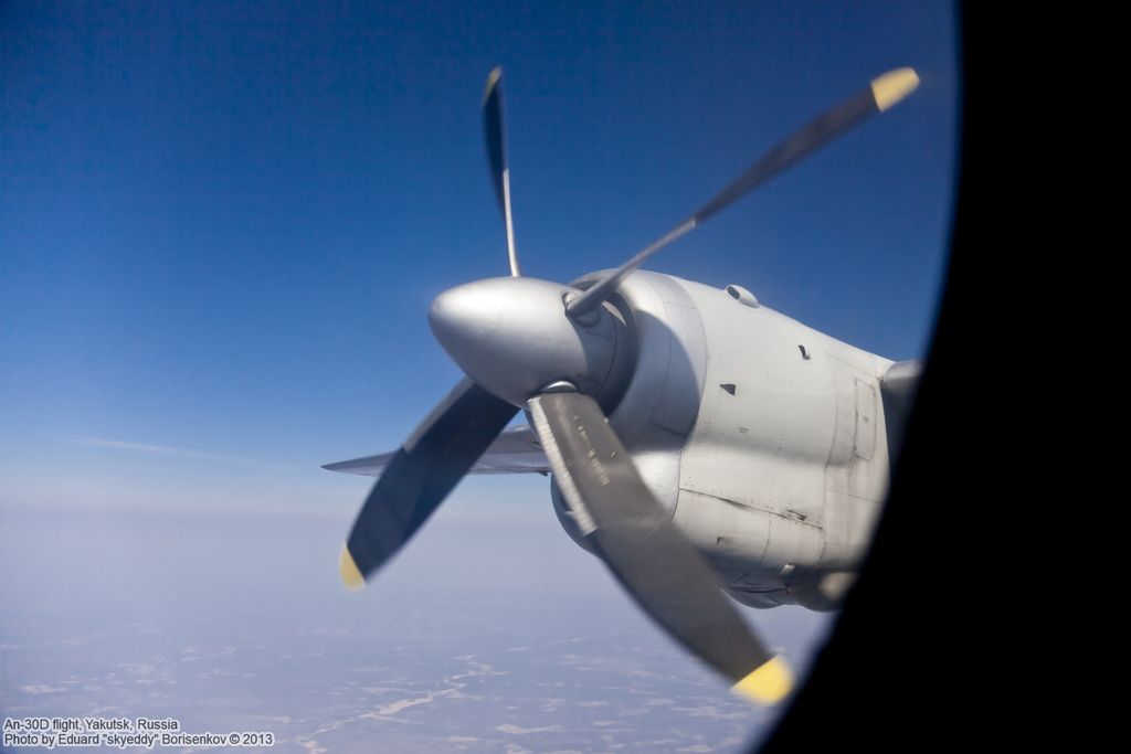 An-30D_flight_Yakutia_0064.jpg