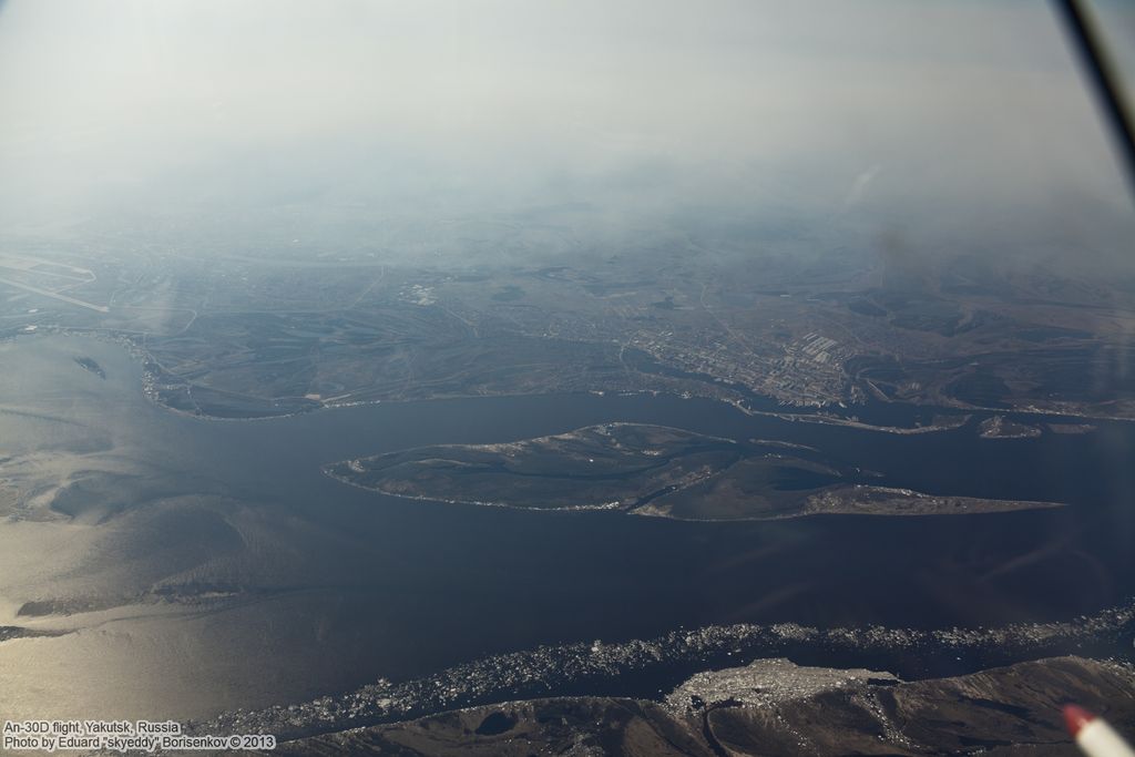 An-30D_flight_Yakutia_0104.jpg