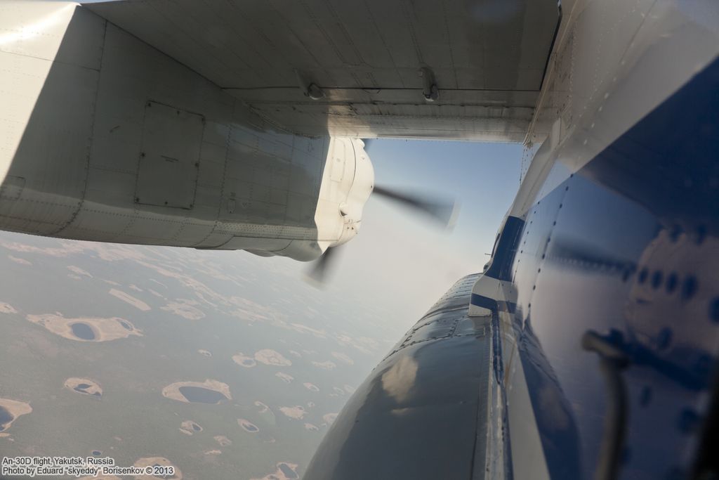 An-30D_flight_Yakutia_0032.jpg