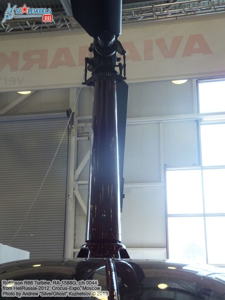 Robinson_R66_0025.jpg