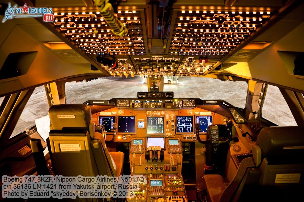 Boeing_747-8KZF_0102.jpg