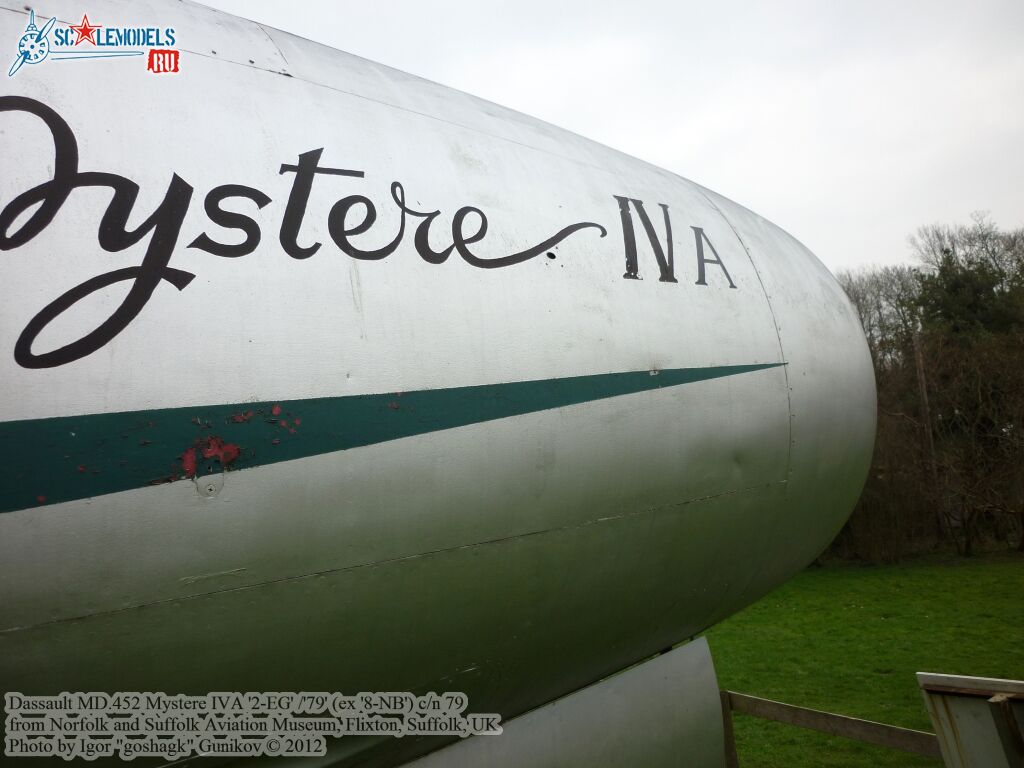 mystere14.jpg
