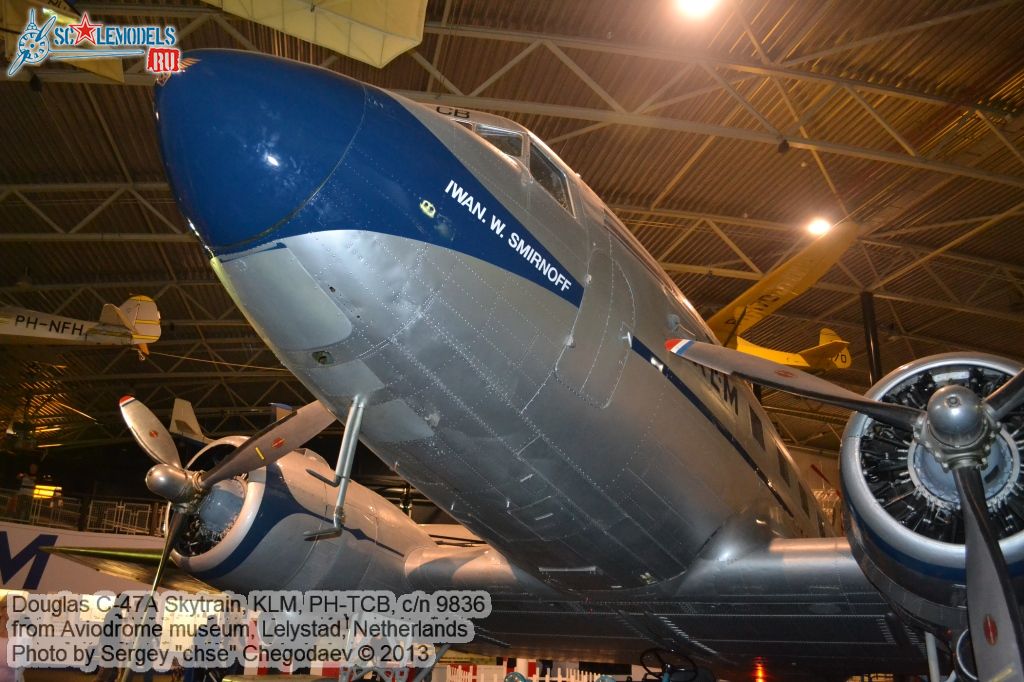 Douglas_C-47A_0000.jpg