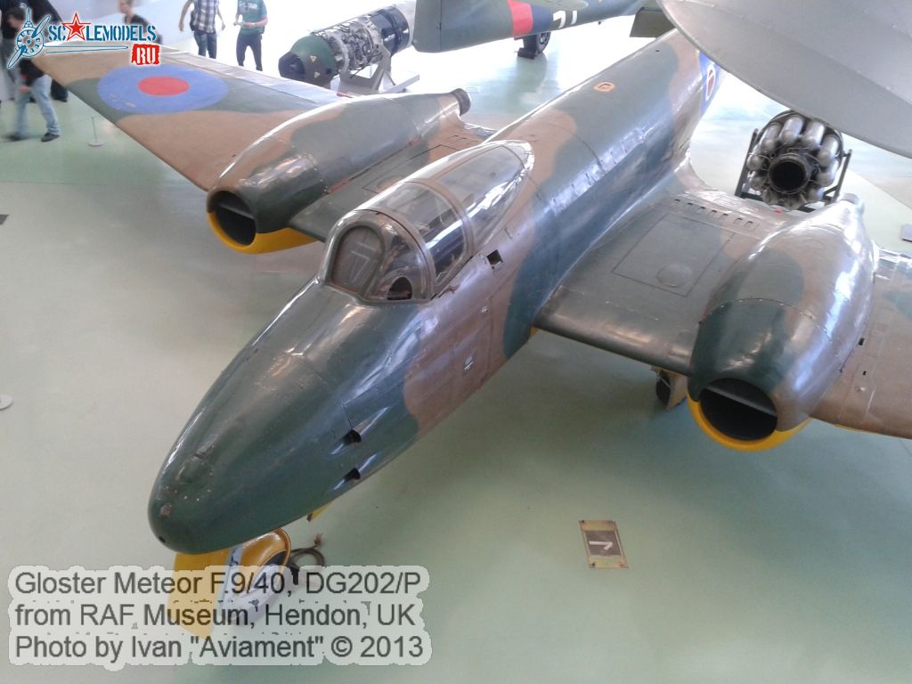 Gloster_Meteor_F9_0000.jpg