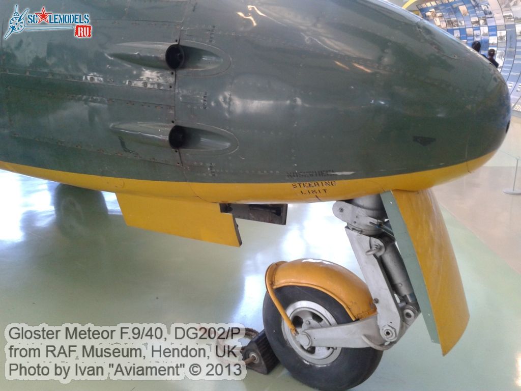 Gloster_Meteor_F9_0009.jpg