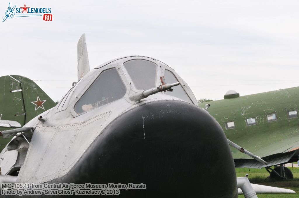 MiG-105_0031.jpg