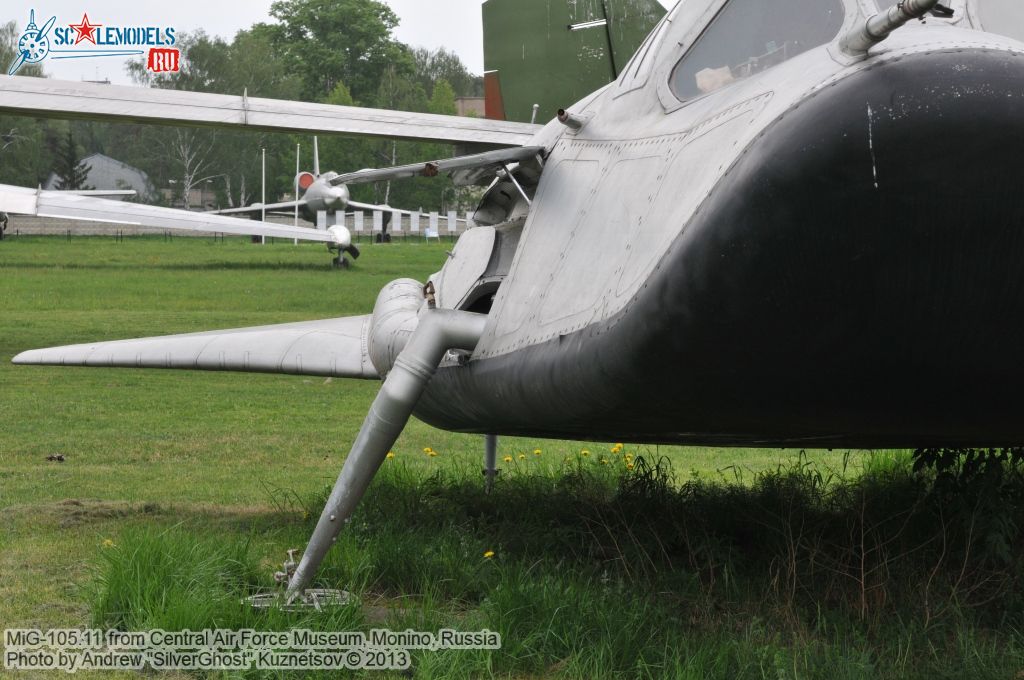 MiG-105_0033.jpg