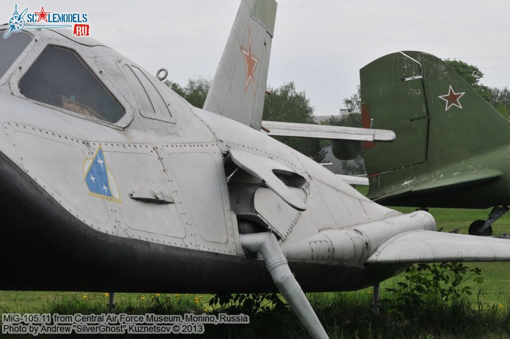 MiG-105_0037.jpg