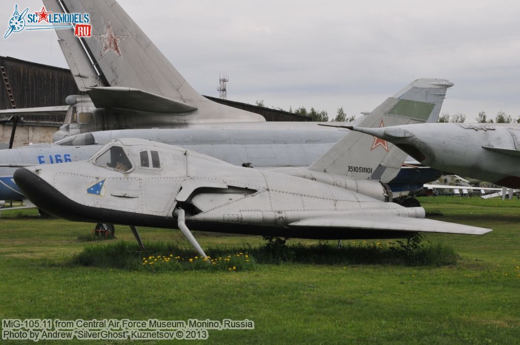 MiG-105_0044.jpg