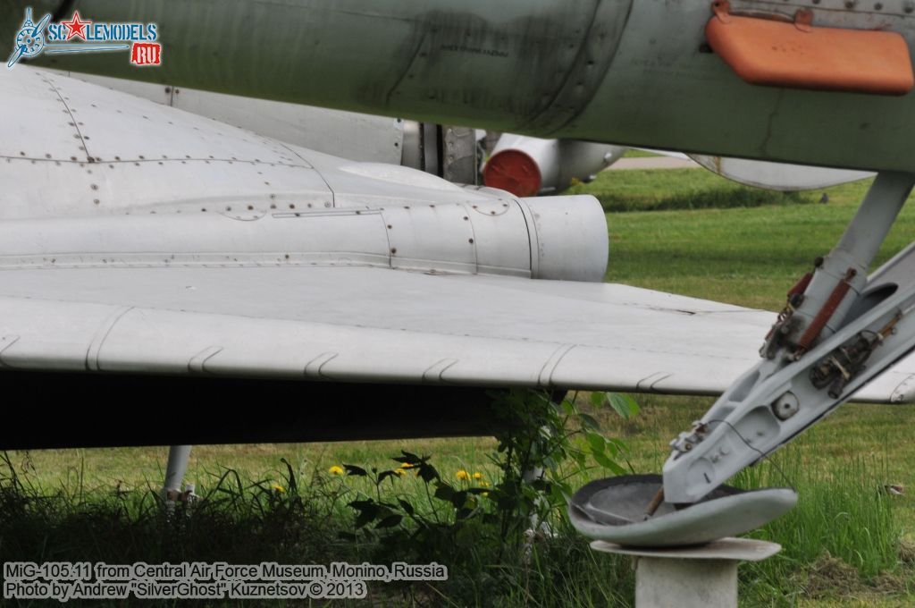 MiG-105_0060.jpg