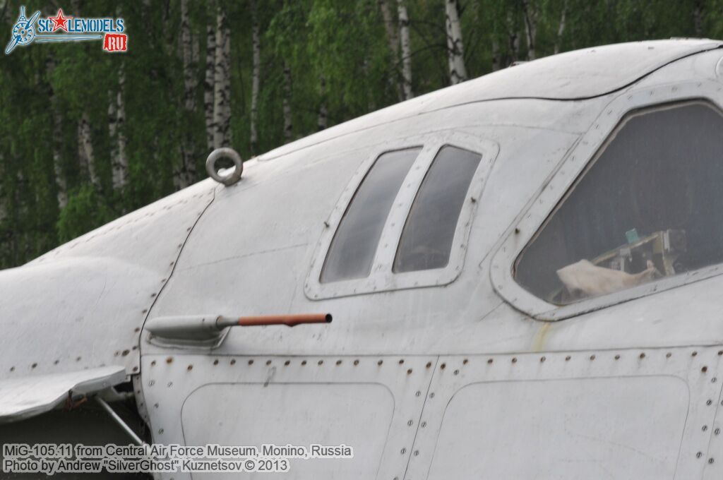 MiG-105_0075.jpg
