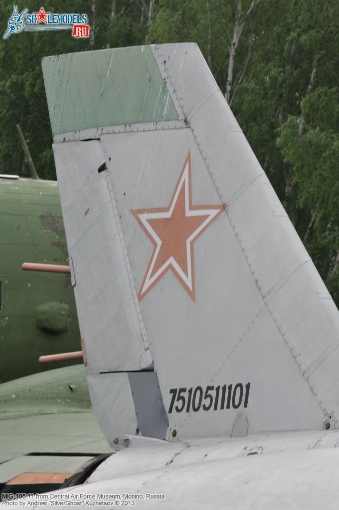 MiG-105_0078.jpg