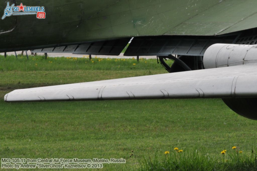 MiG-105_0080.jpg