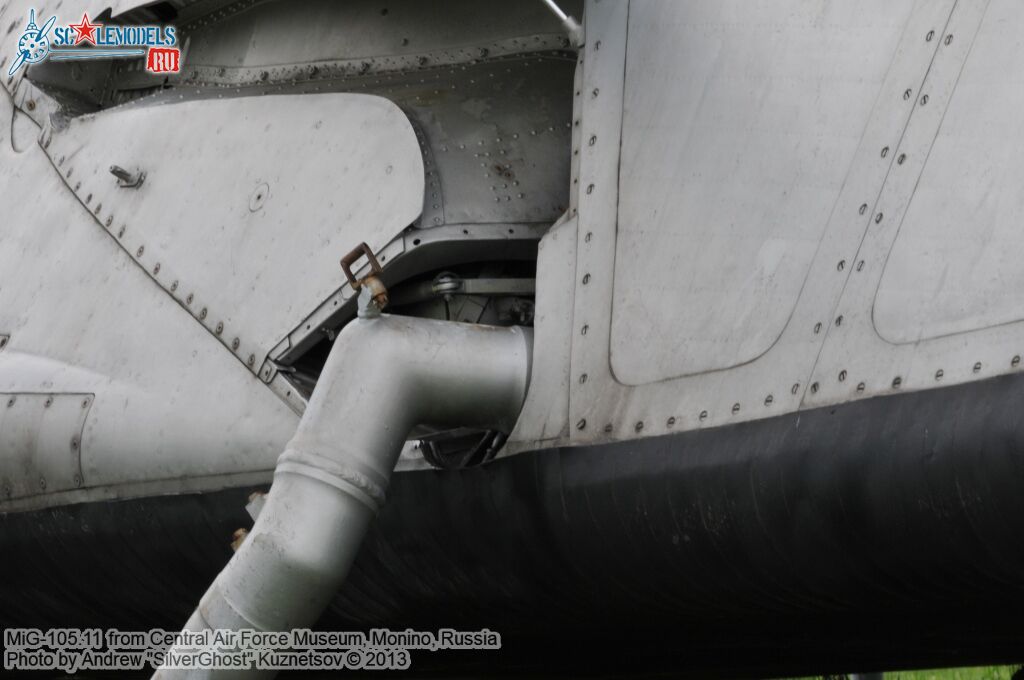 MiG-105_0086.jpg
