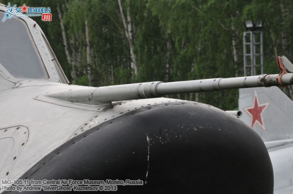 MiG-105_0097.jpg