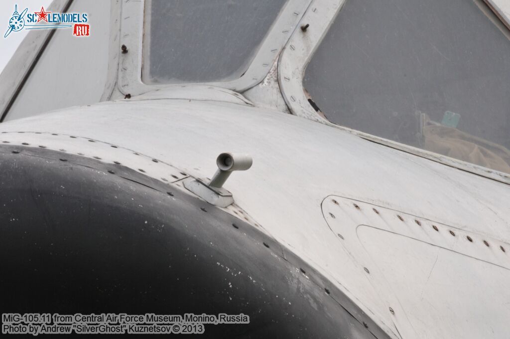 MiG-105_0124.jpg