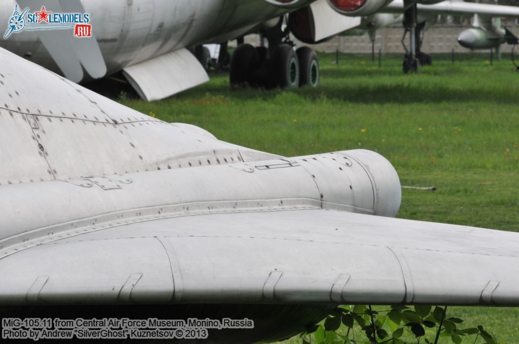 MiG-105_0134.jpg