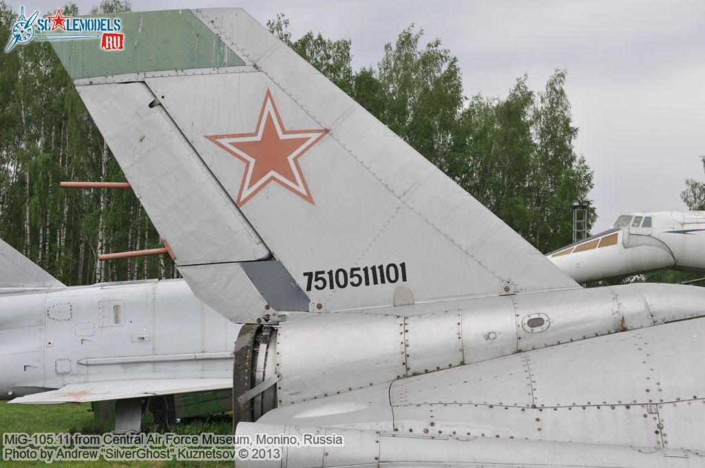 MiG-105_0156.jpg