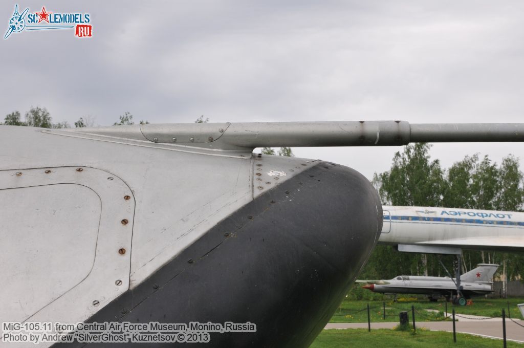 MiG-105_0188.jpg