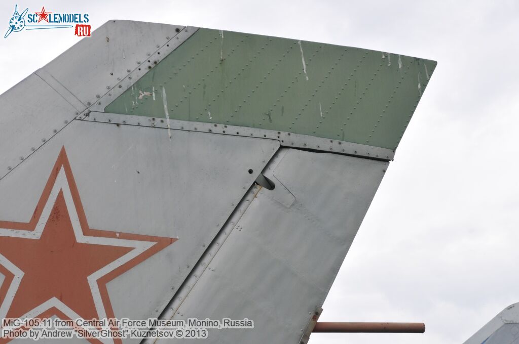 MiG-105_0221.jpg