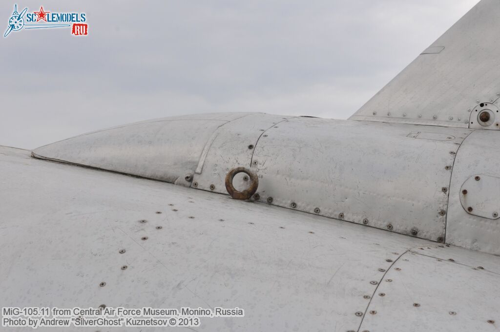 MiG-105_0223.jpg