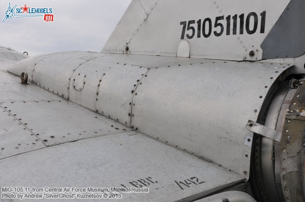 MiG-105_0237.jpg