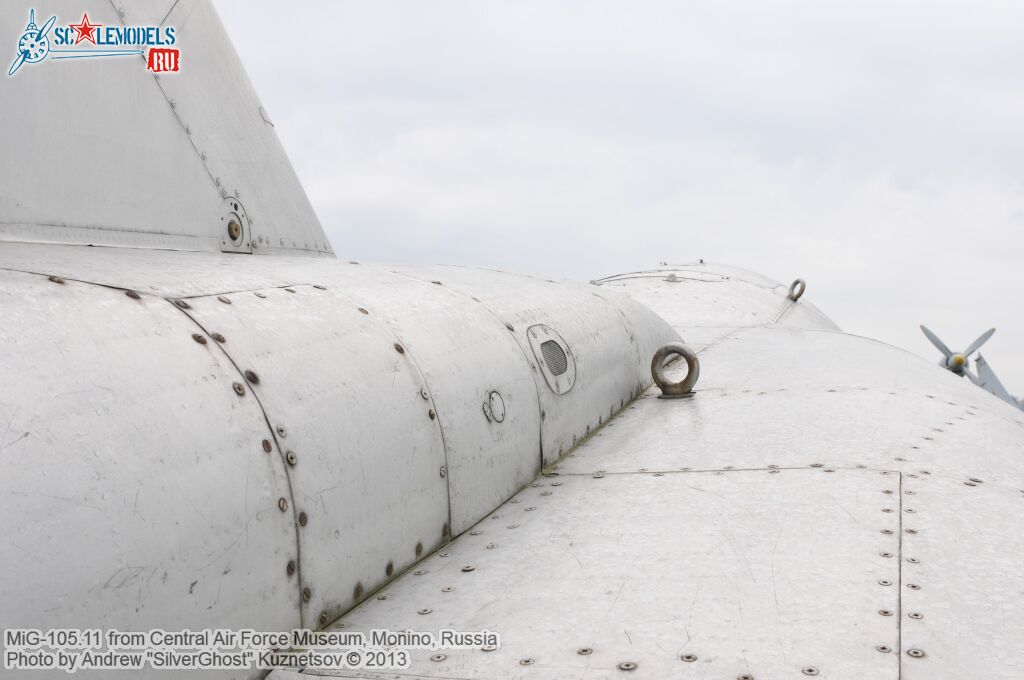 MiG-105_0270.jpg