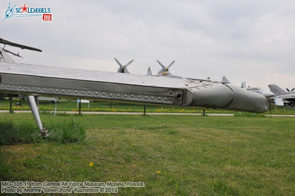 MiG-105_0281.jpg