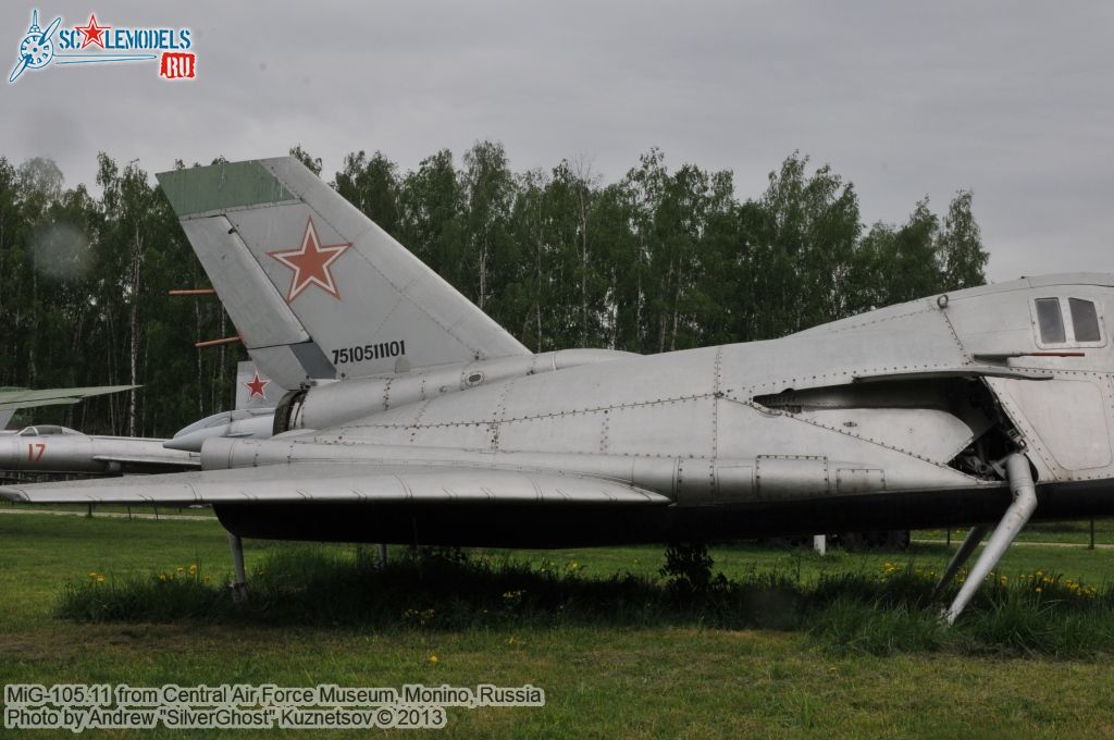 MiG-105_0295.jpg