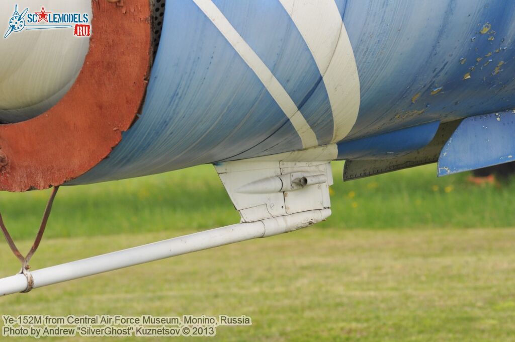 Ye-152M_0087.jpg