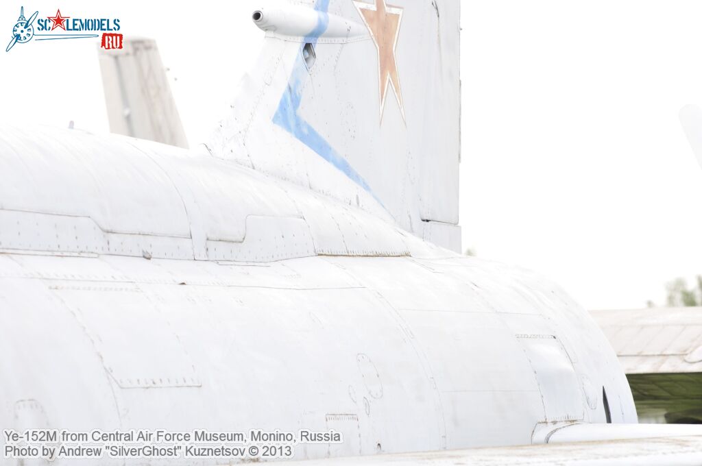 Ye-152M_0100.jpg