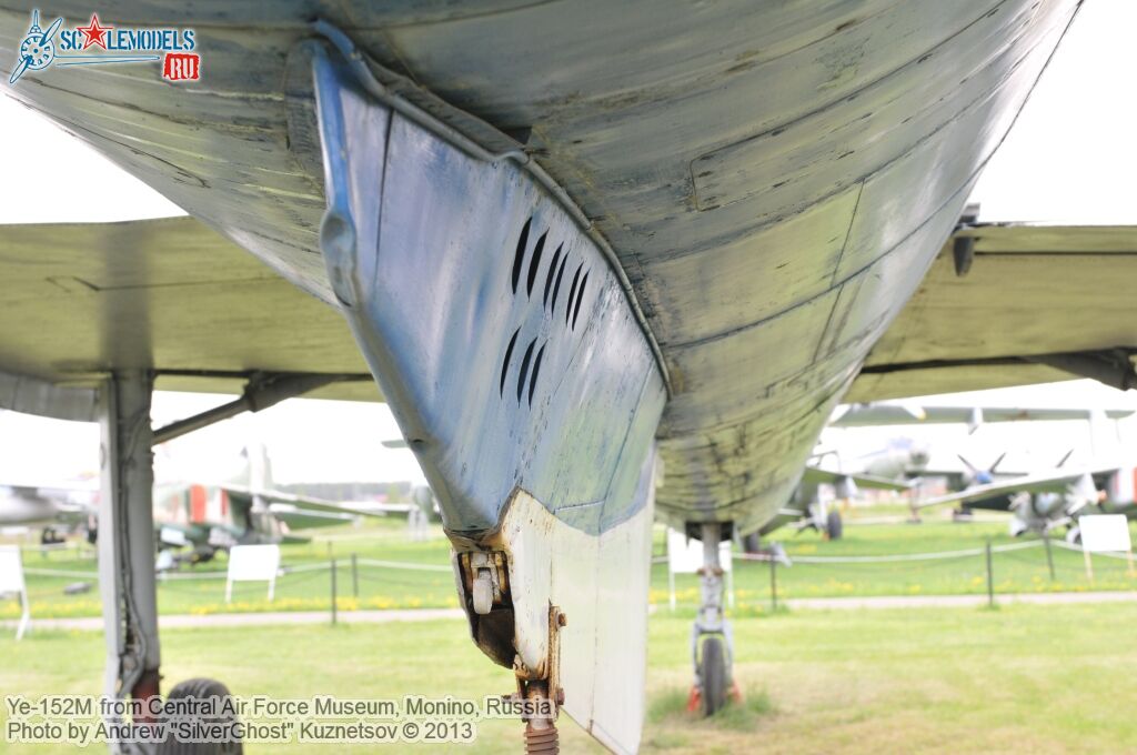 Ye-152M_0271.jpg