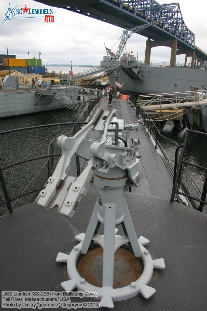 USS_Lionfish_SS-298_0048.jpg
