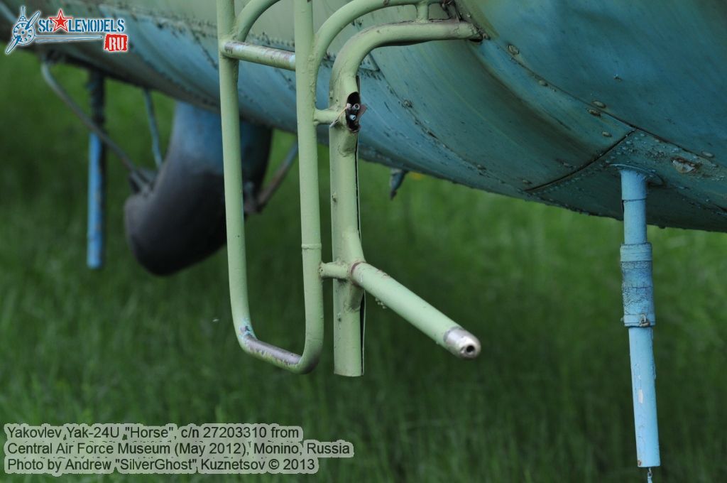 Yak-24_Horse_0135.jpg